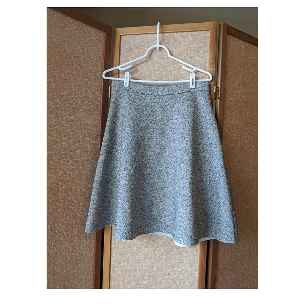 Heathered gray skirt